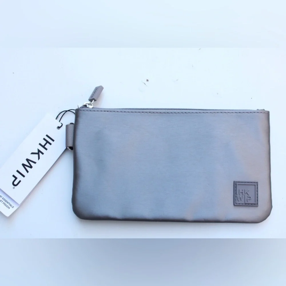 NWT IHKWIP clutch